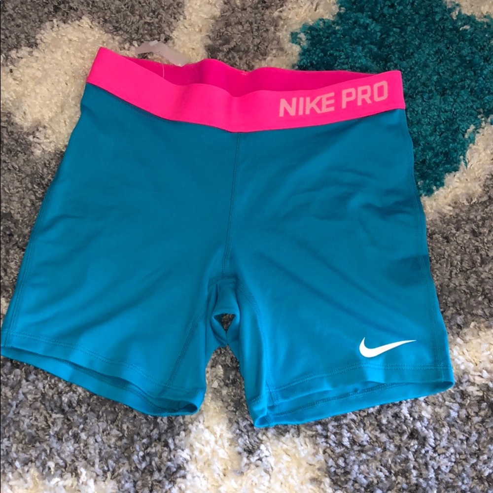 Nike pro Dri-fit active shorts NWOT